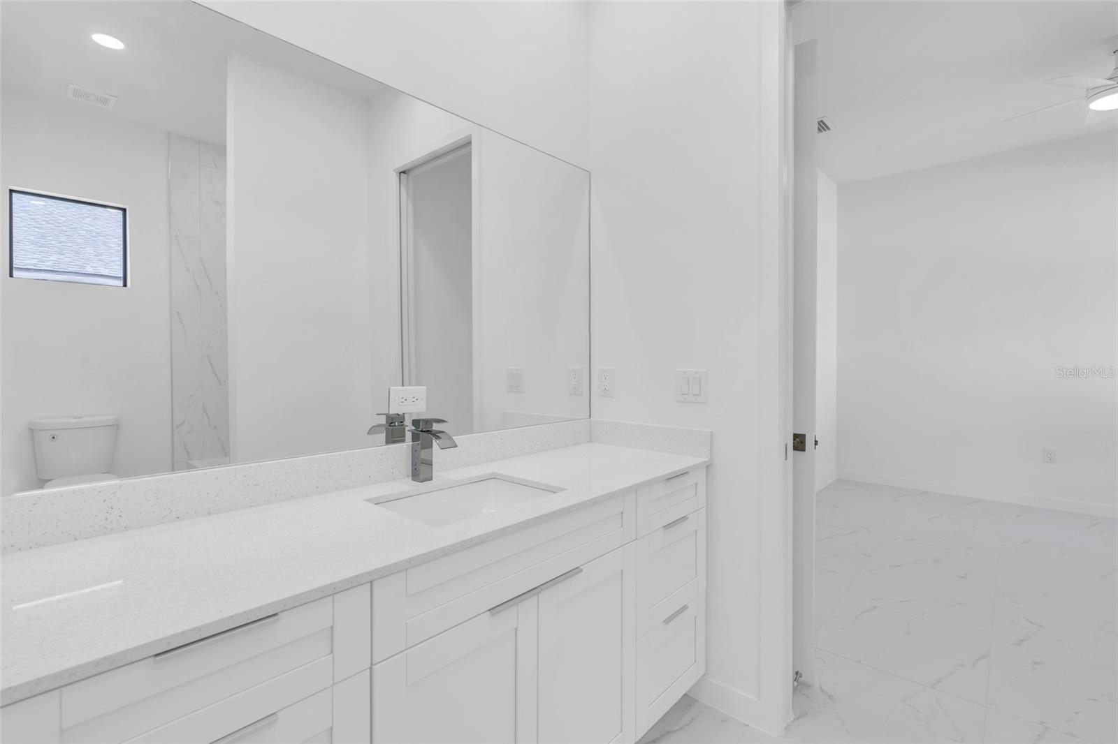 1021 CHIQUITA BLVD N, CAPE CORAL, FL, 33993