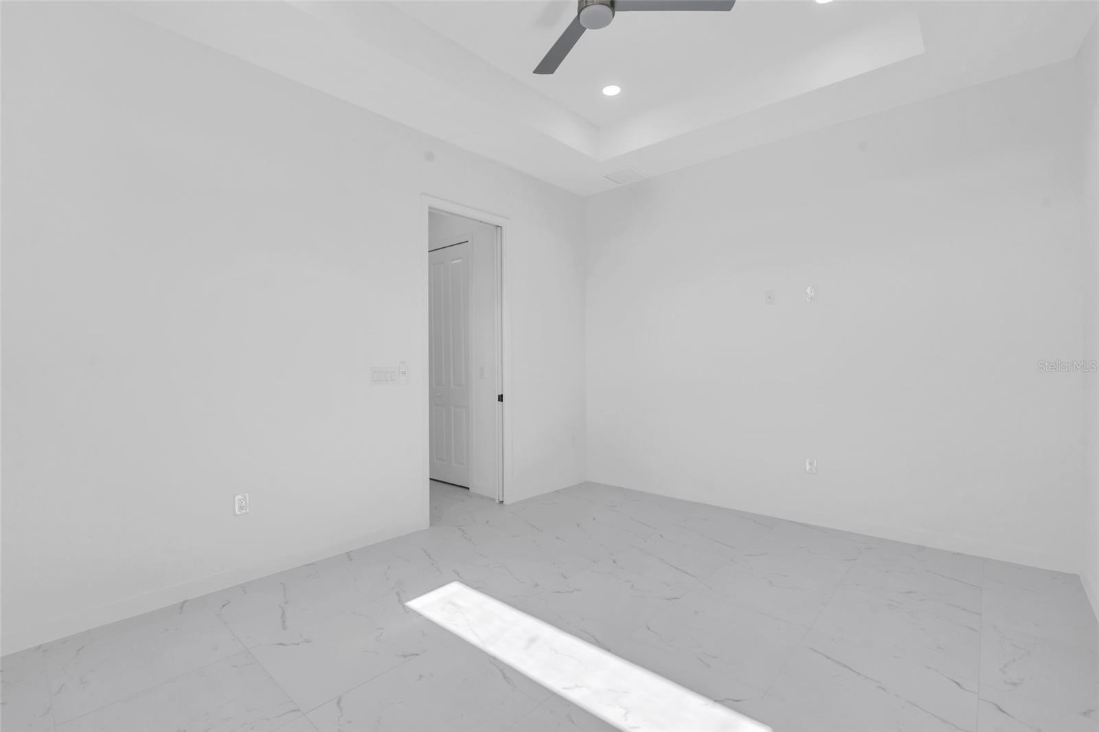 1021 CHIQUITA BLVD N, CAPE CORAL, FL, 33993