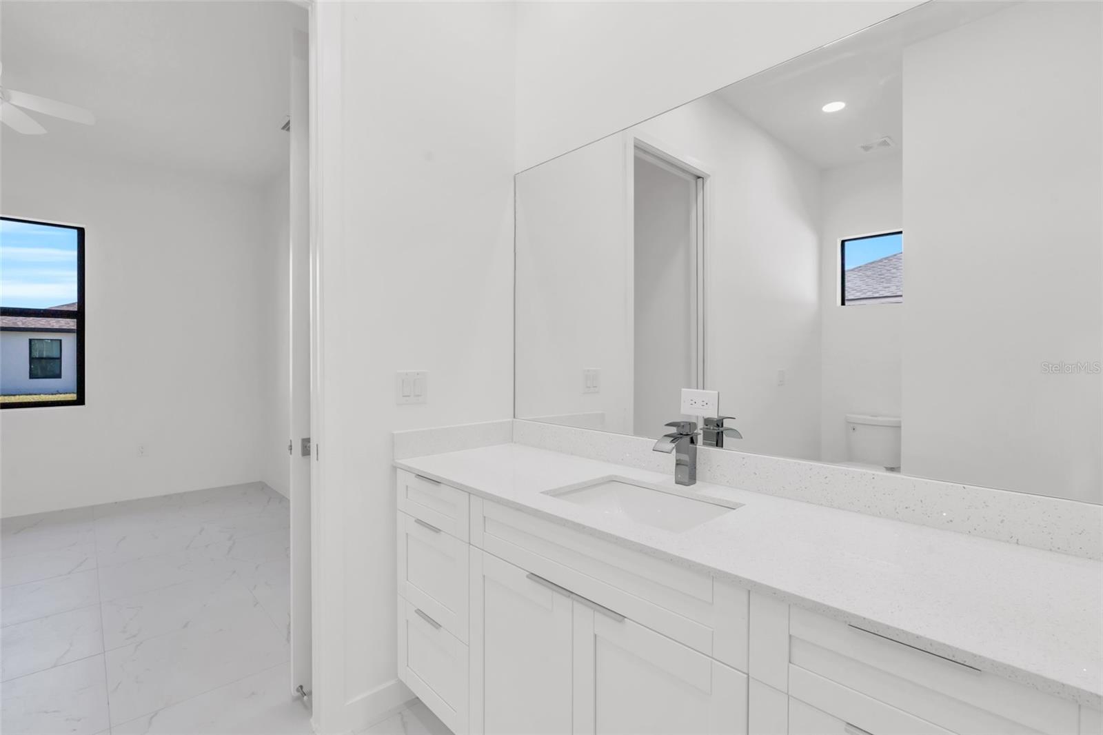 1021 CHIQUITA BLVD N, CAPE CORAL, FL, 33993