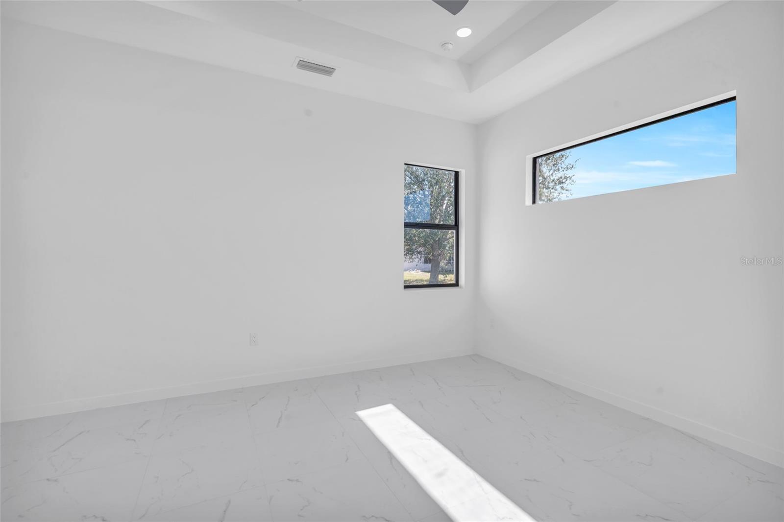 1021 CHIQUITA BLVD N, CAPE CORAL, FL, 33993