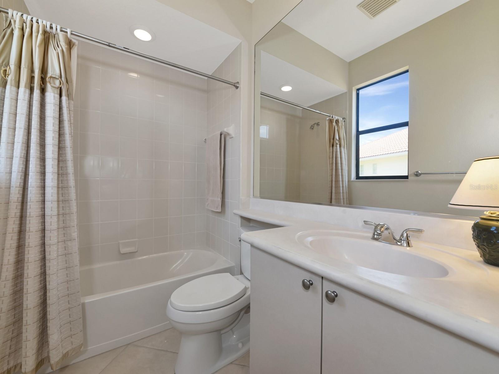7035 OWLS NEST TER, BRADENTON, FL, 34203