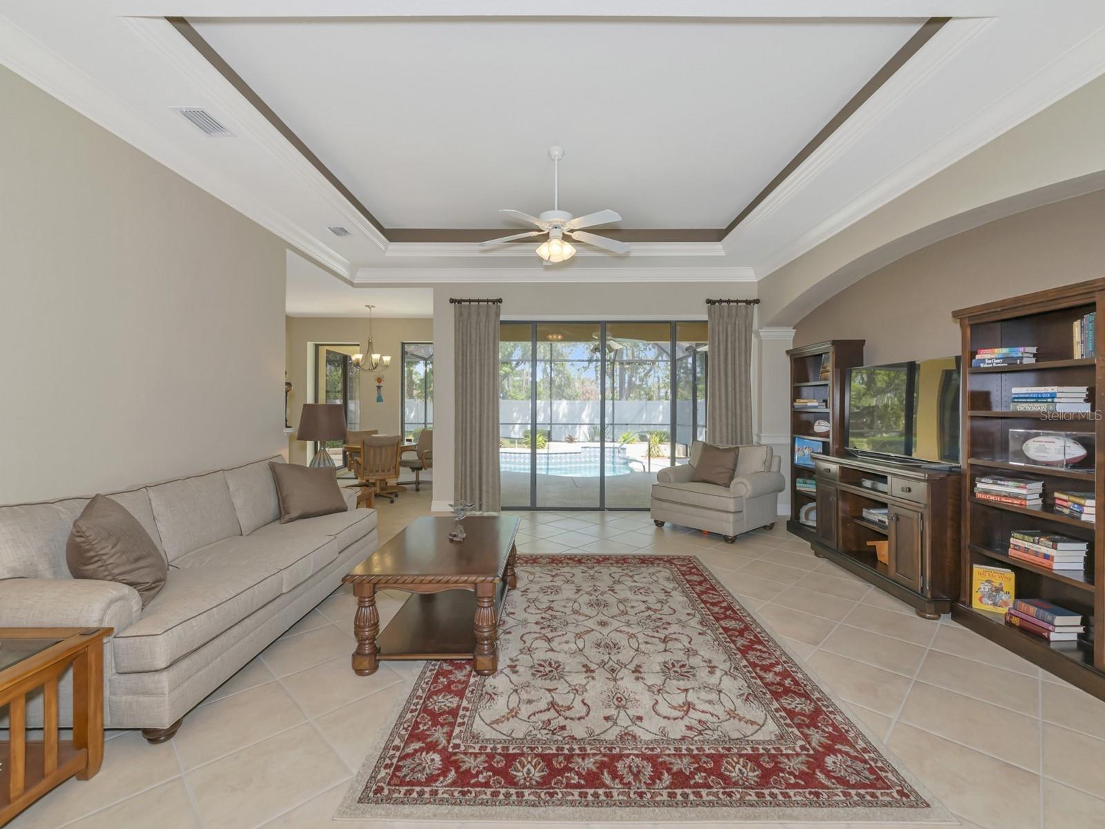 7035 OWLS NEST TER, BRADENTON, FL, 34203