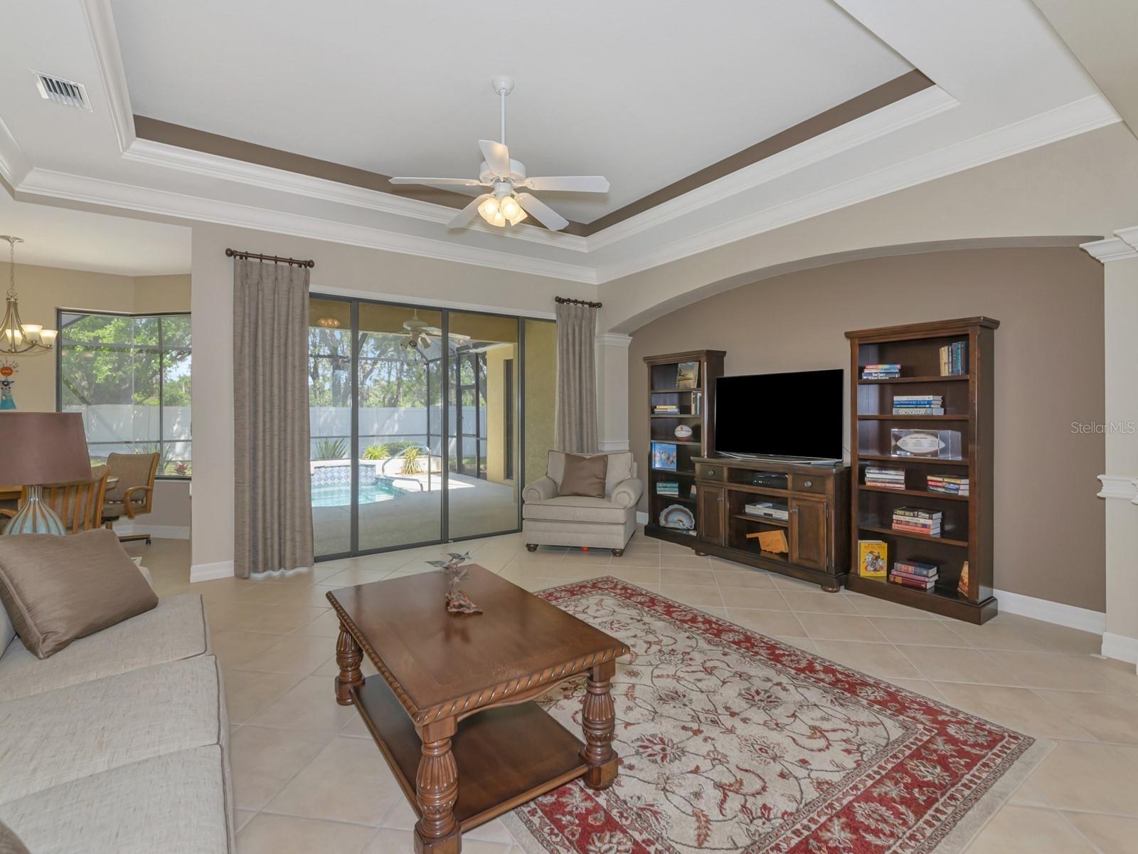 7035 OWLS NEST TER, BRADENTON, FL, 34203