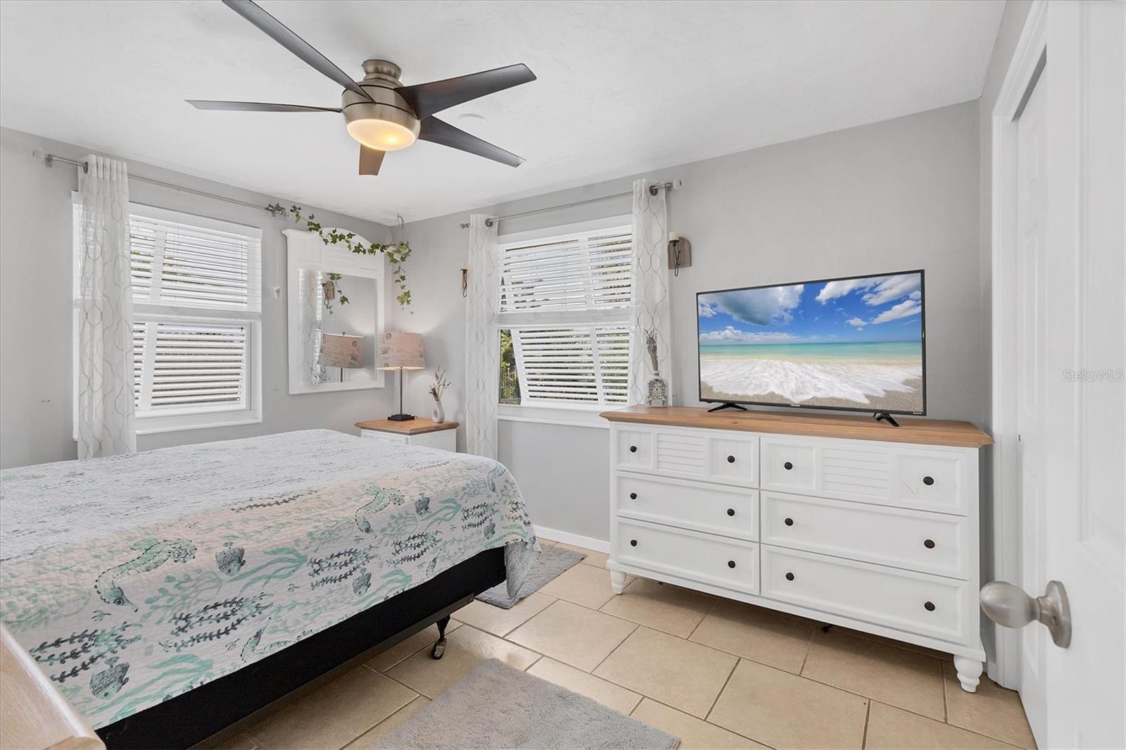 832 E 4TH ST, ENGLEWOOD, FL, 34223