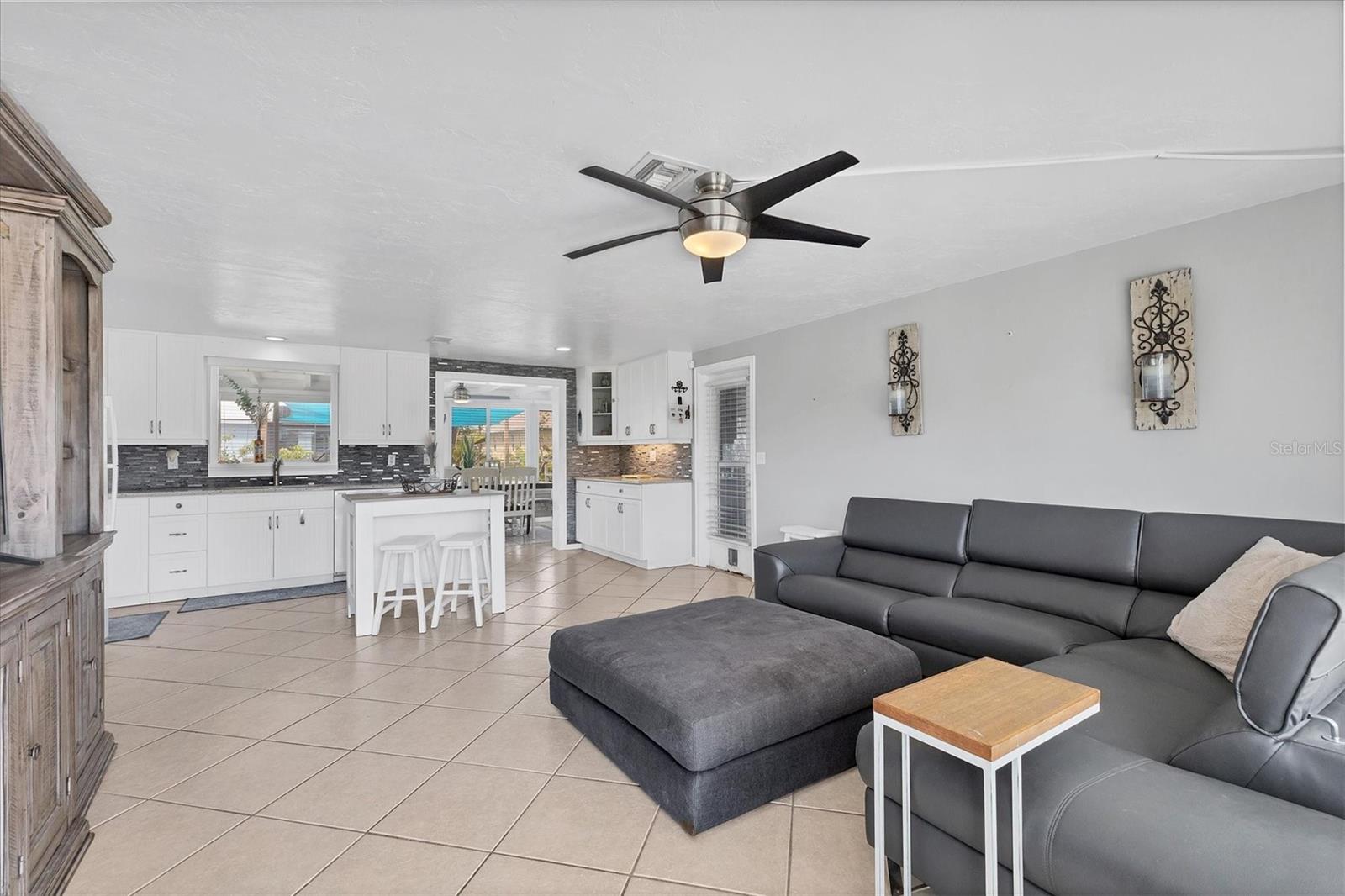 832 E 4TH ST, ENGLEWOOD, FL, 34223