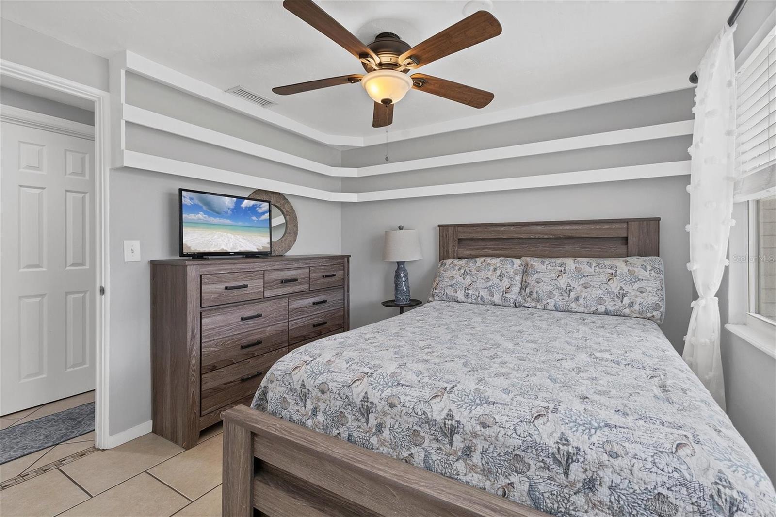 832 E 4TH ST, ENGLEWOOD, FL, 34223