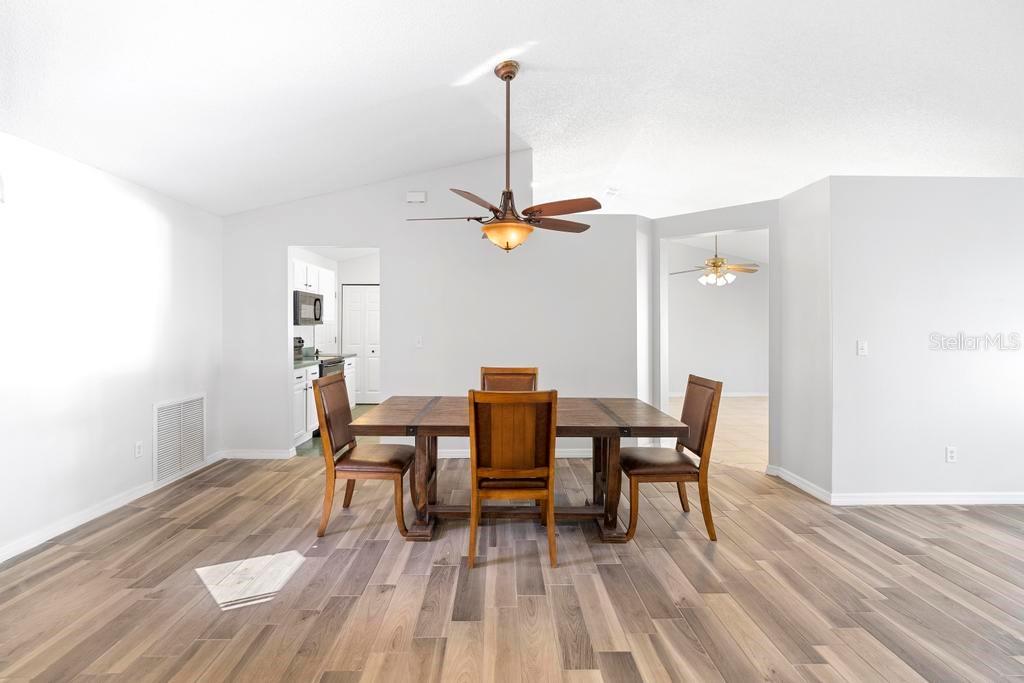 484 SHERWOOD OAKS RD, ORANGE CITY, FL, 32763