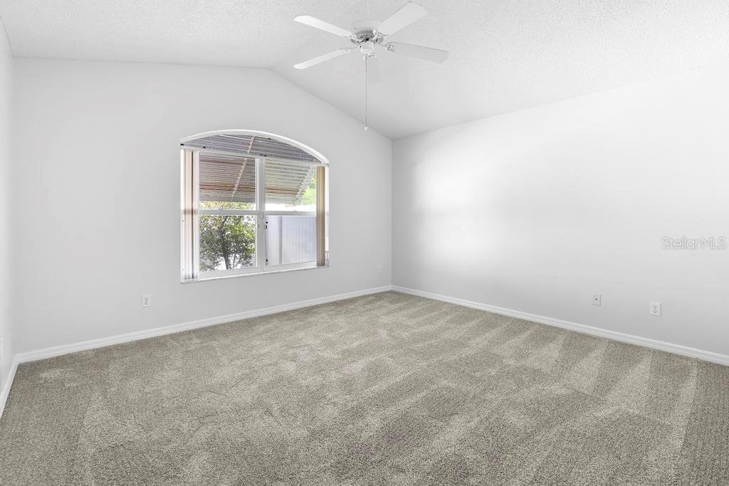 484 SHERWOOD OAKS RD, ORANGE CITY, FL, 32763