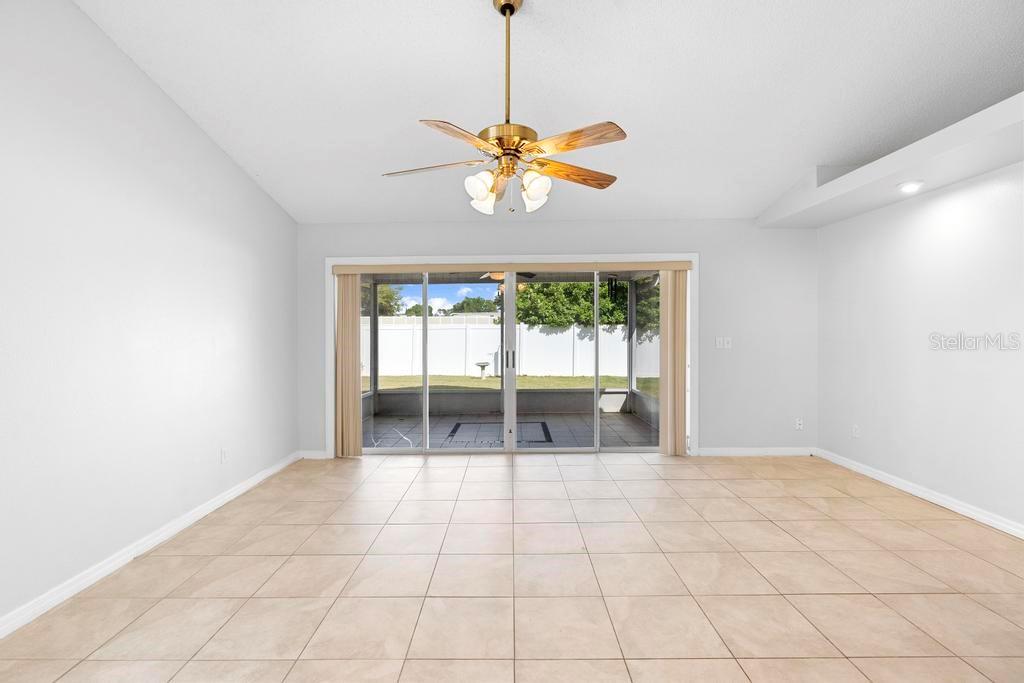 484 SHERWOOD OAKS RD, ORANGE CITY, FL, 32763