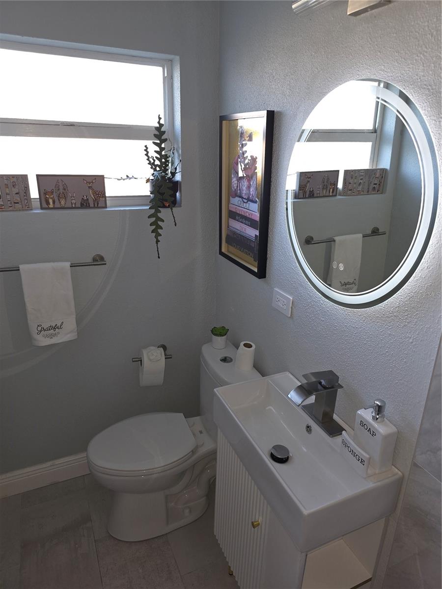 1750 GOLD AVE, SARASOTA, FL, 34235