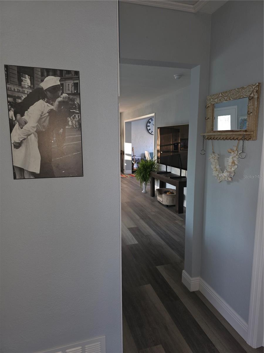 1750 GOLD AVE, SARASOTA, FL, 34235