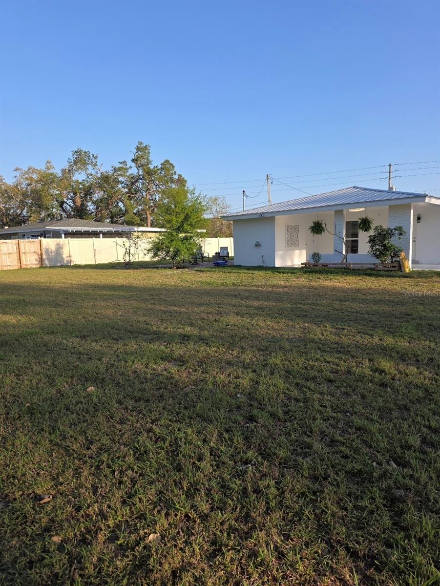 1750 GOLD AVE, SARASOTA, FL, 34235