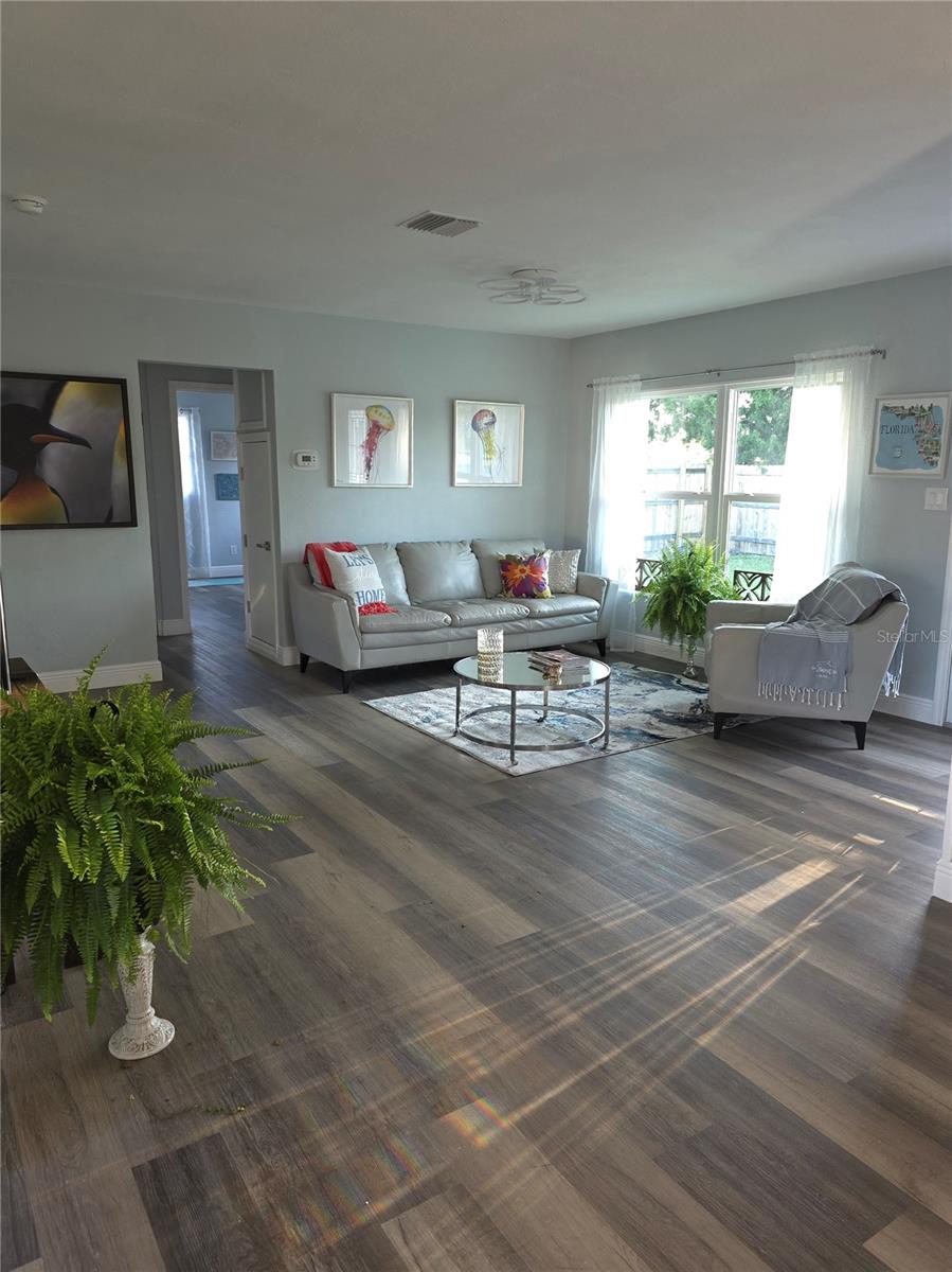 1750 GOLD AVE, SARASOTA, FL, 34235