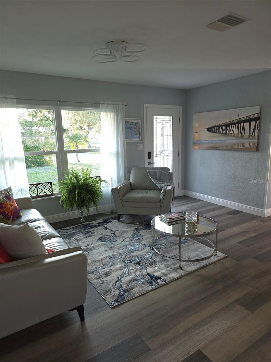 1750 GOLD AVE, SARASOTA, FL, 34235