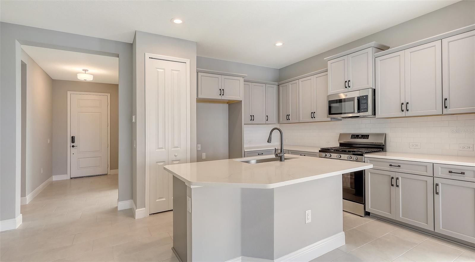 11717 GREAT BROOK LN, PARRISH, FL, 34219