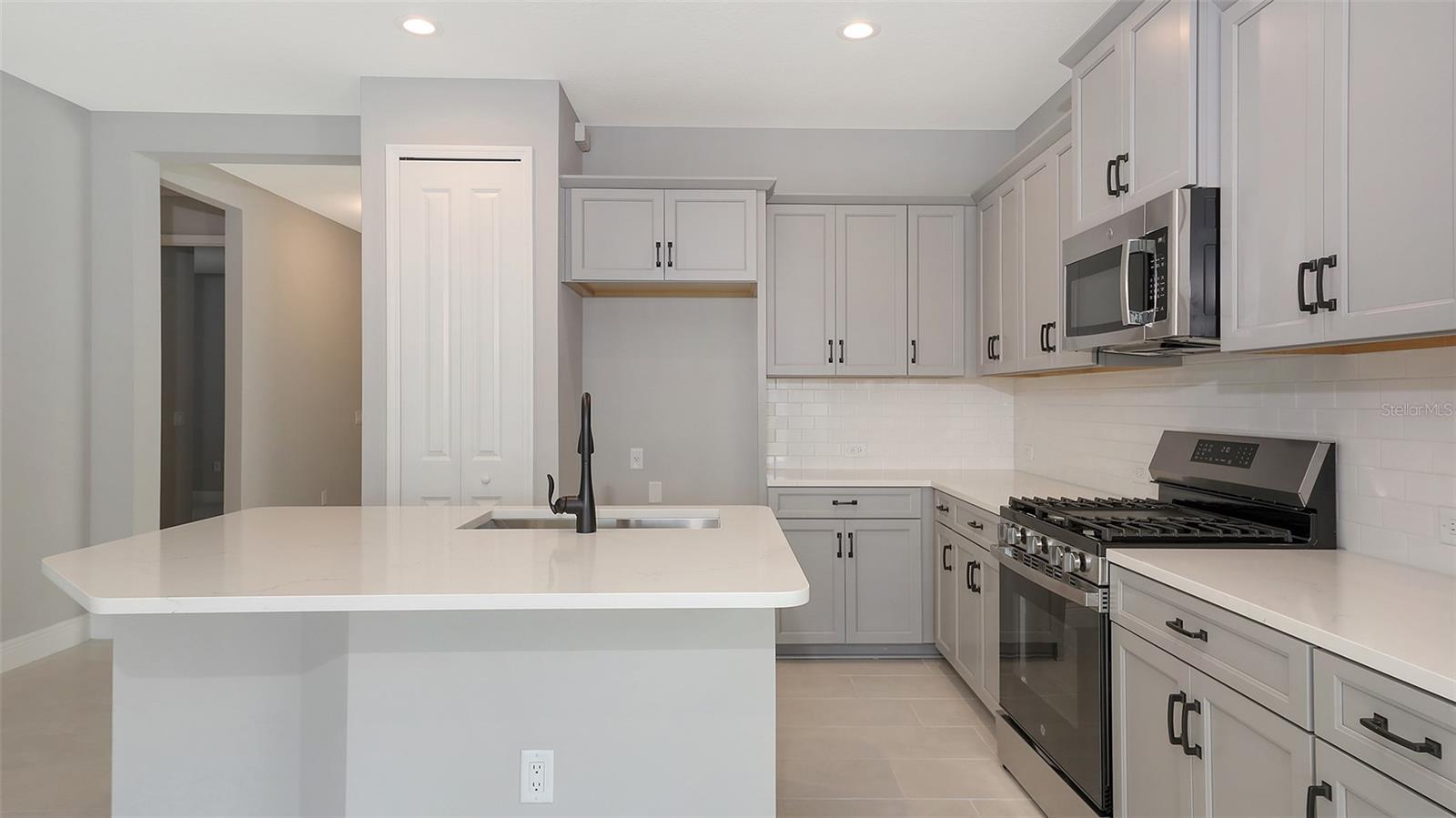 11717 GREAT BROOK LN, PARRISH, FL, 34219