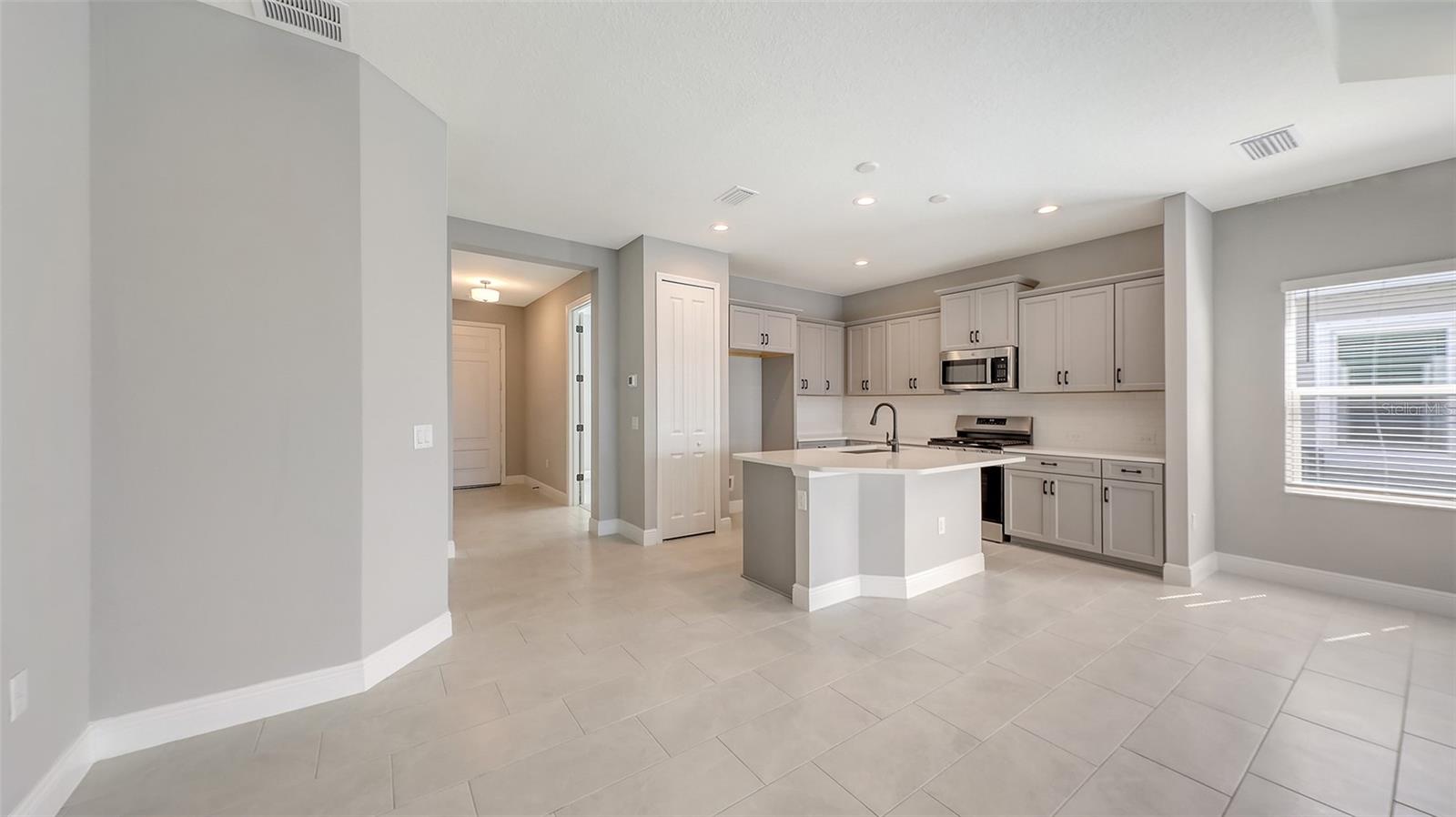 11717 GREAT BROOK LN, PARRISH, FL, 34219