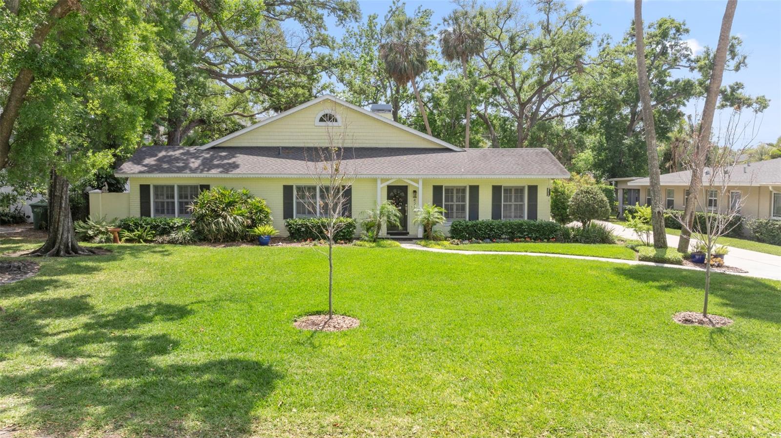 4214 W BEACH PARK DR, TAMPA, FL, 33609