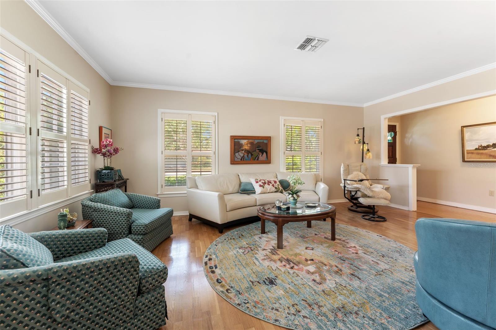 4214 W BEACH PARK DR, TAMPA, FL, 33609