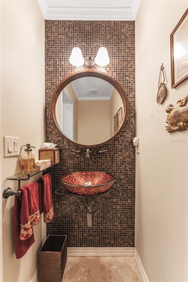 4214 W BEACH PARK DR, TAMPA, FL, 33609