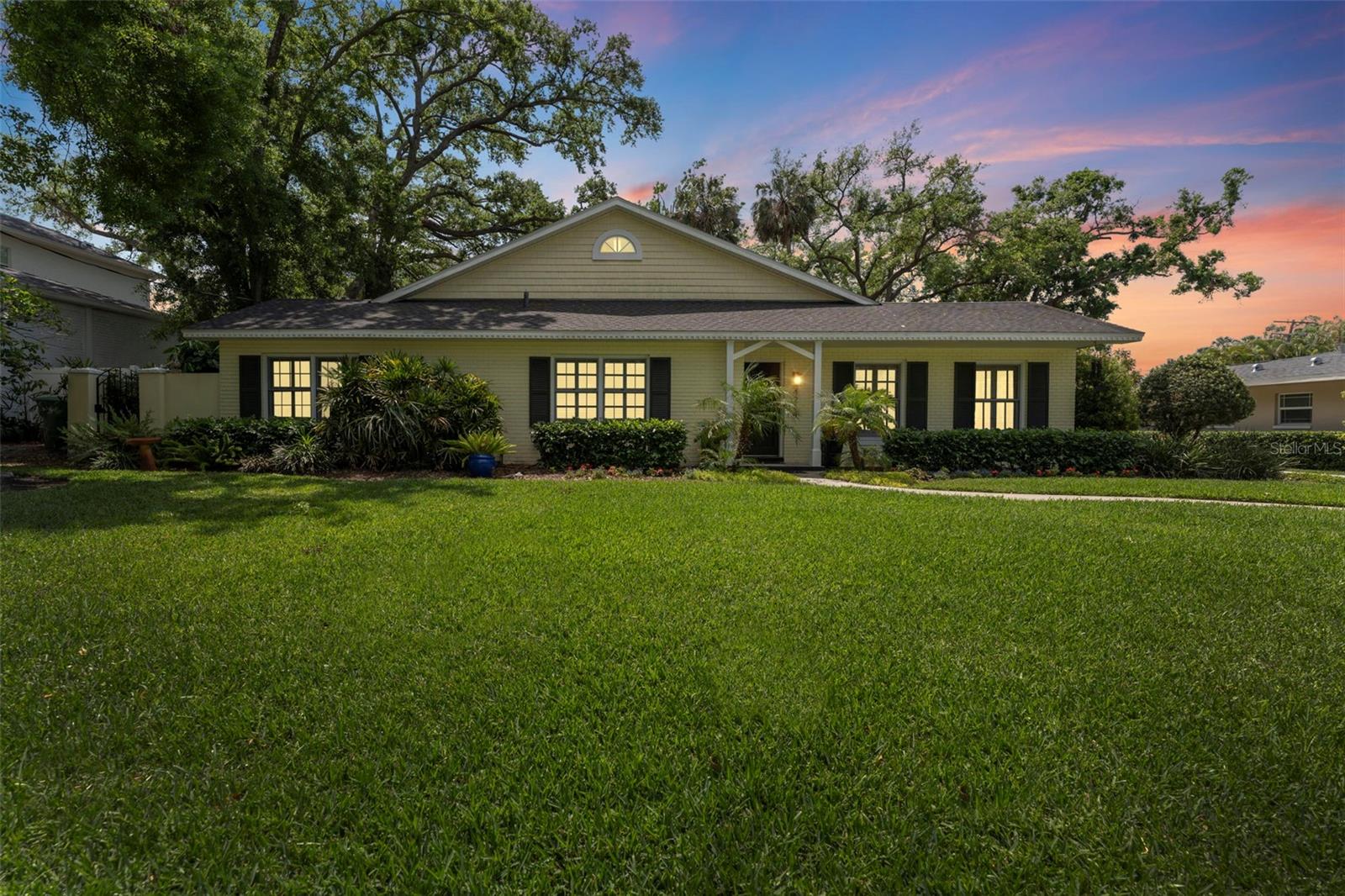 4214 W BEACH PARK DR, TAMPA, FL, 33609