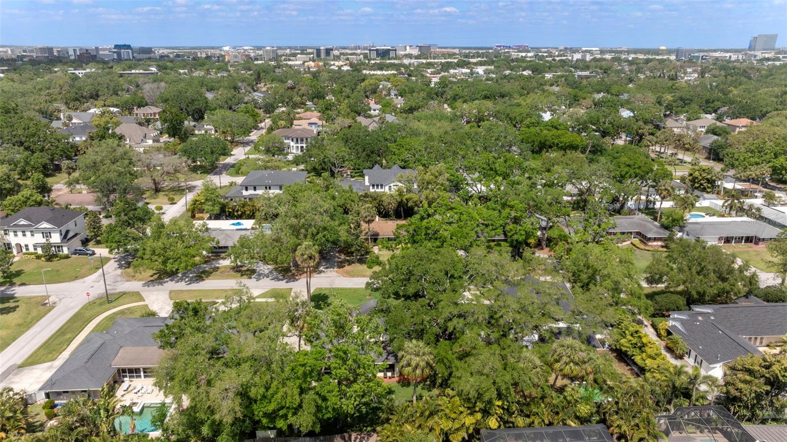 4214 W BEACH PARK DR, TAMPA, FL, 33609