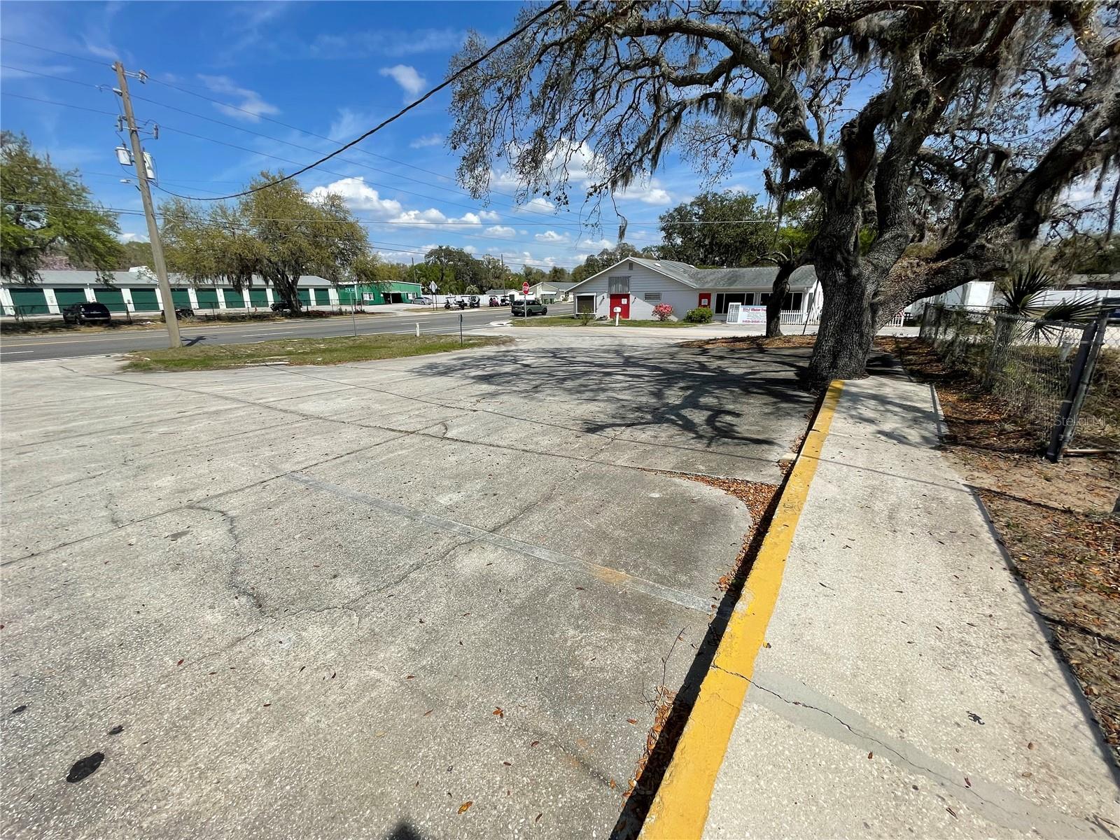 2501 SOUTH ST, LEESBURG, FL, 34748