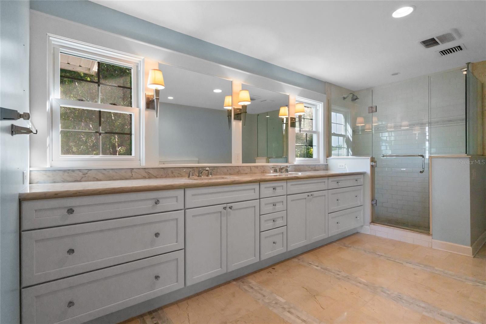 2315 OVERLOOK DR, MOUNT DORA, FL, 32757