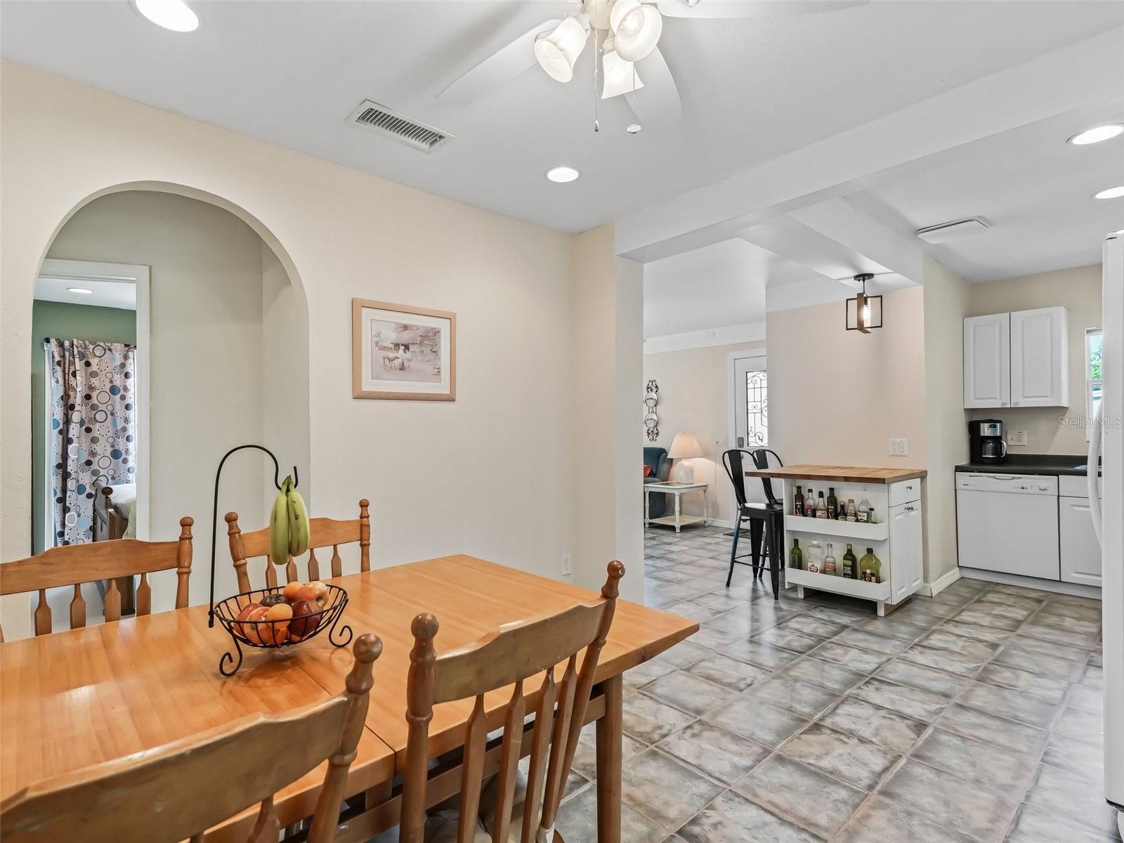 34826 LEARN RD, LEESBURG, FL, 34788
