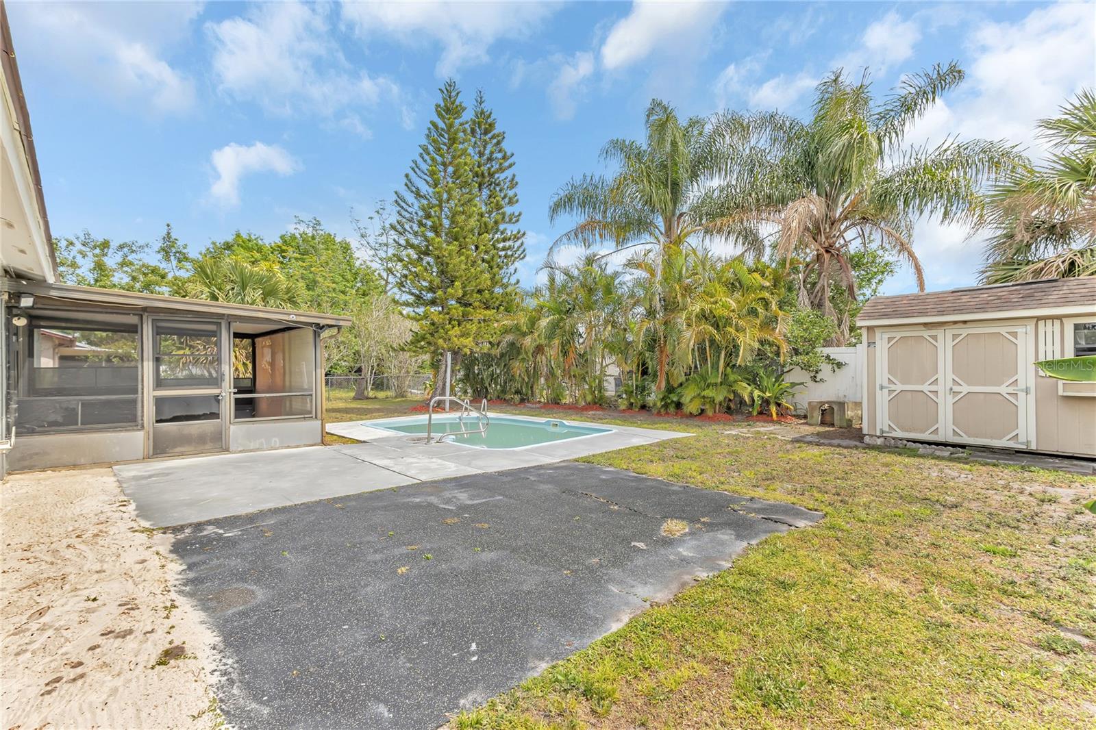 156 FIESTA DR, KISSIMMEE, FL, 34743