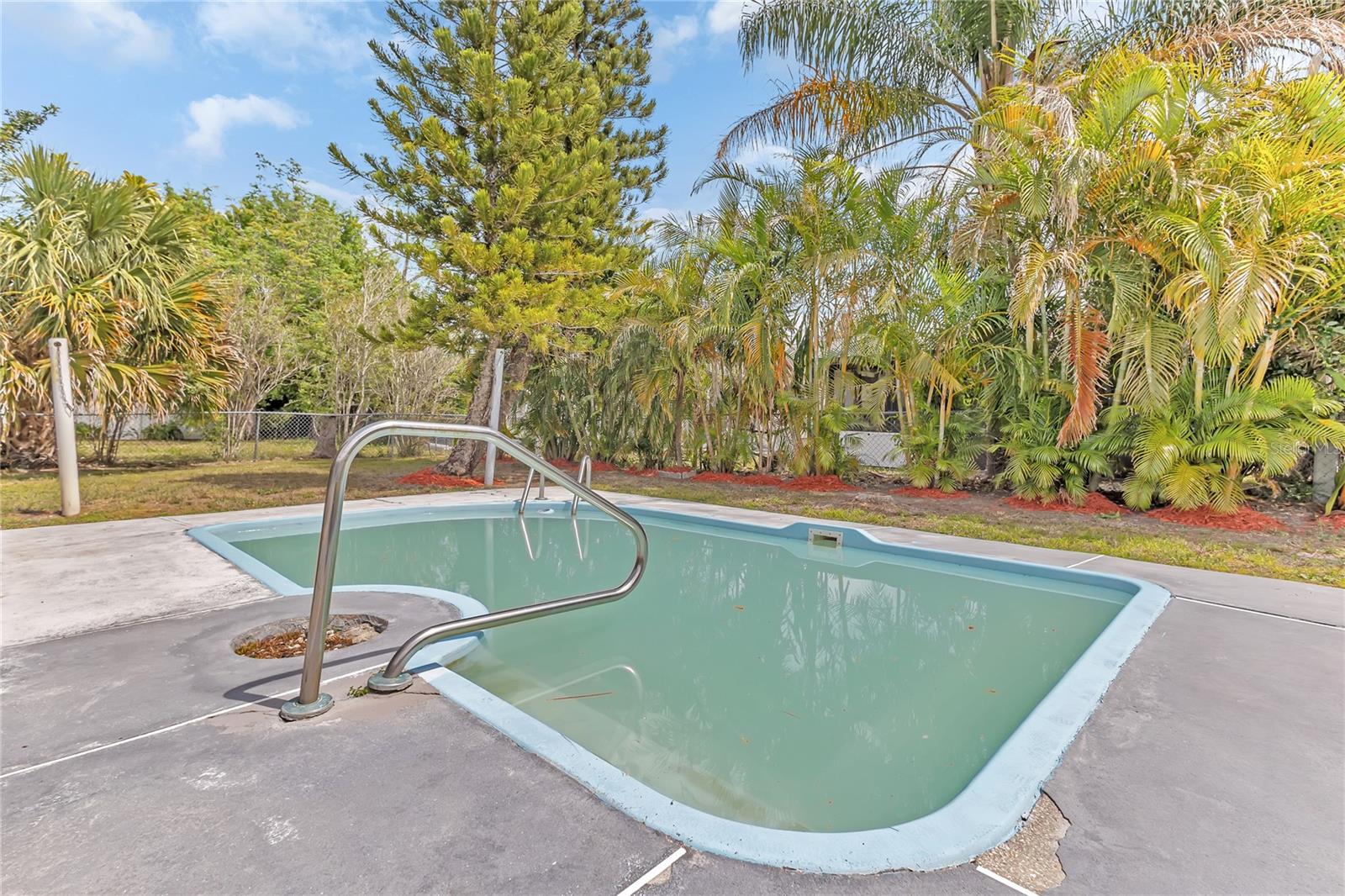 156 FIESTA DR, KISSIMMEE, FL, 34743