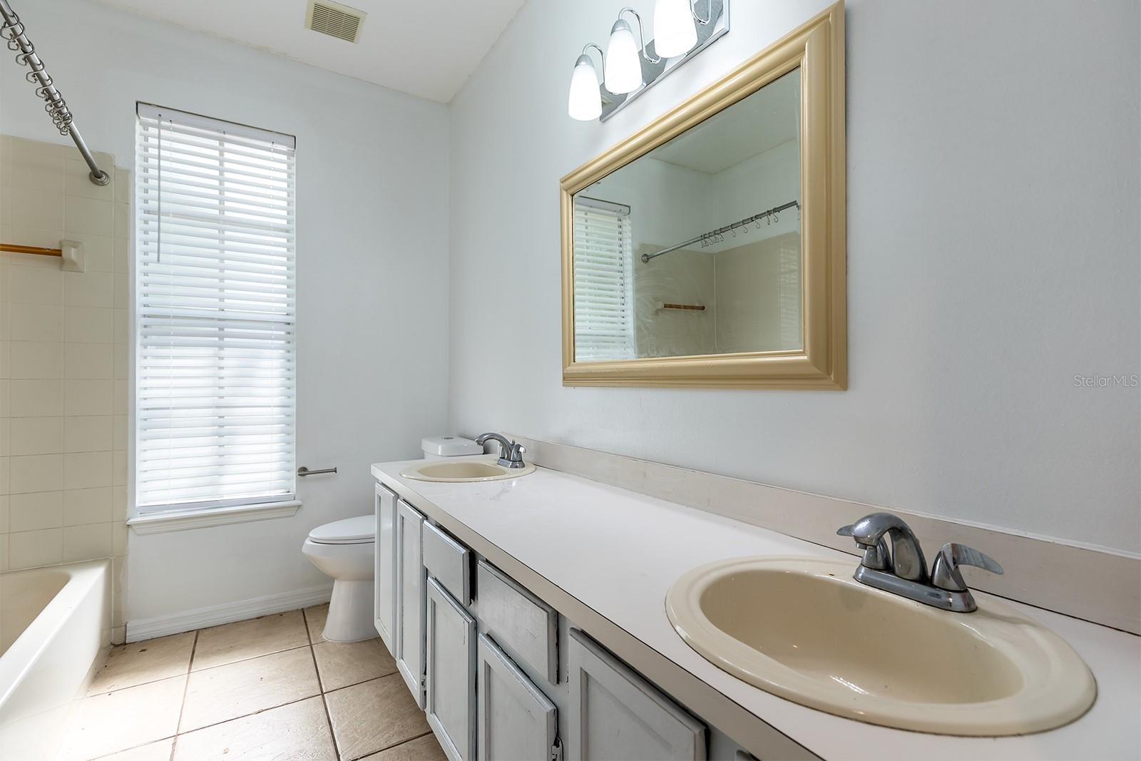 321 MOFFAT LOOP, OVIEDO, FL, 32765