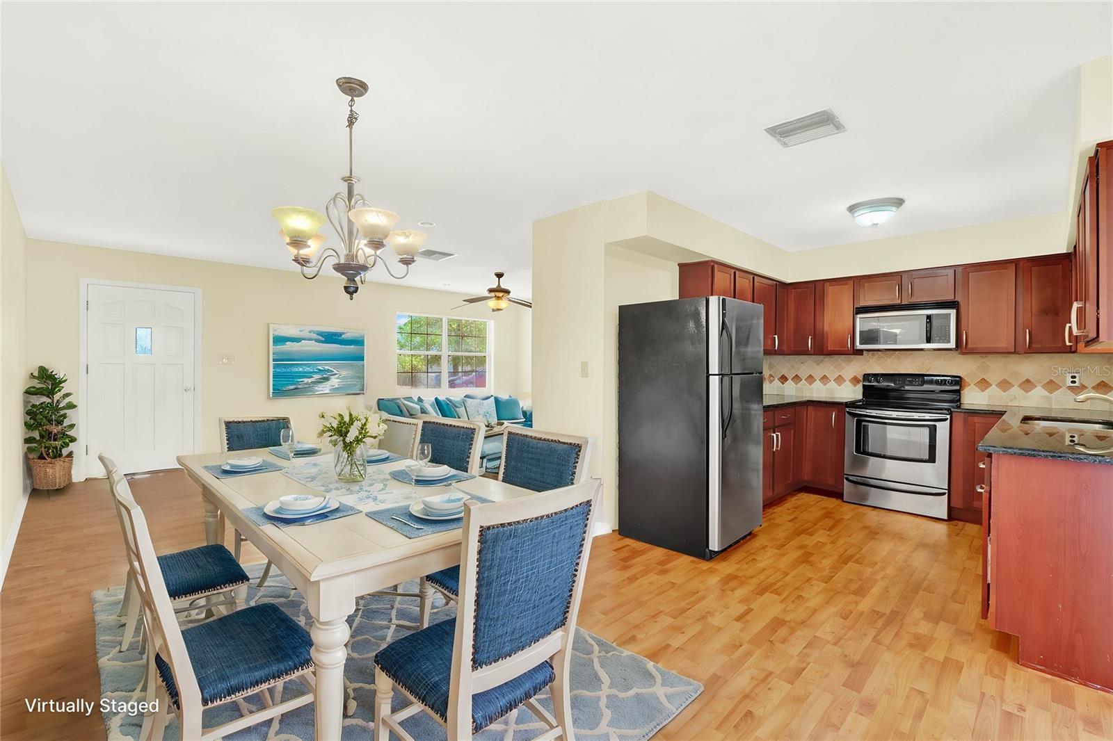 815 MCLAIN CT, TAVARES, FL, 32778