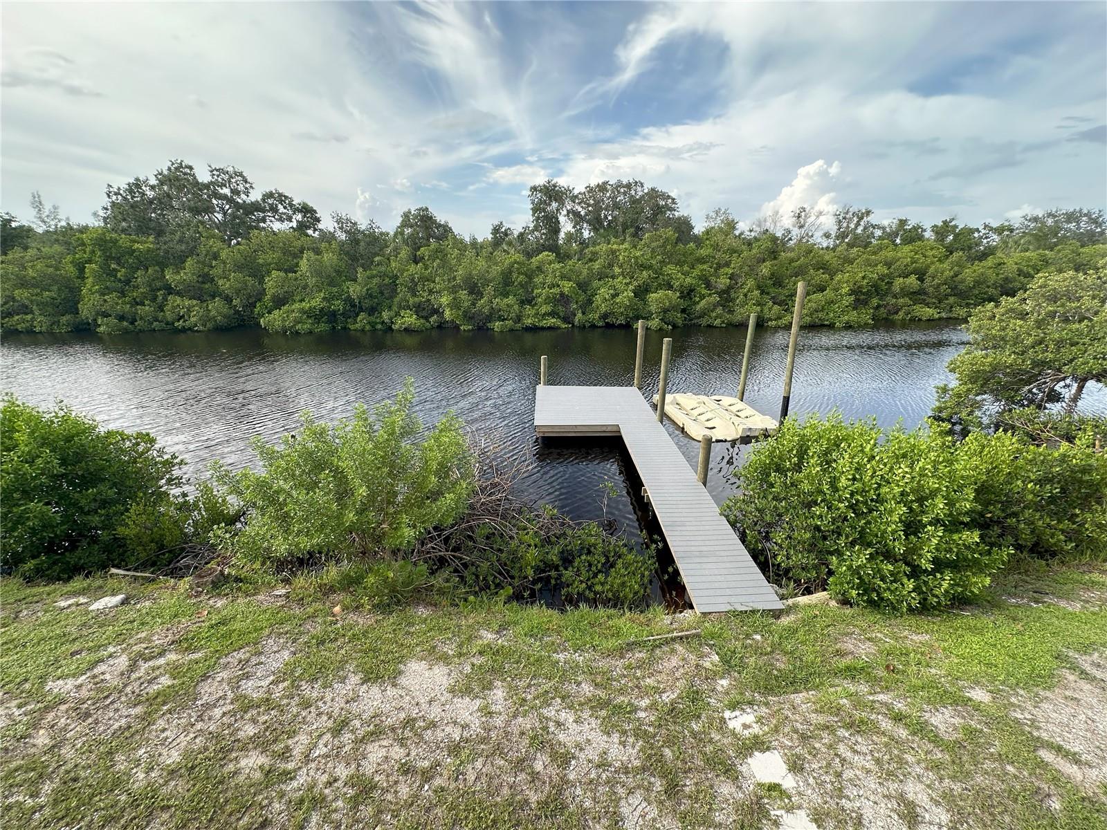 3303 W SHELL POINT #B RD, RUSKIN, FL, 33570