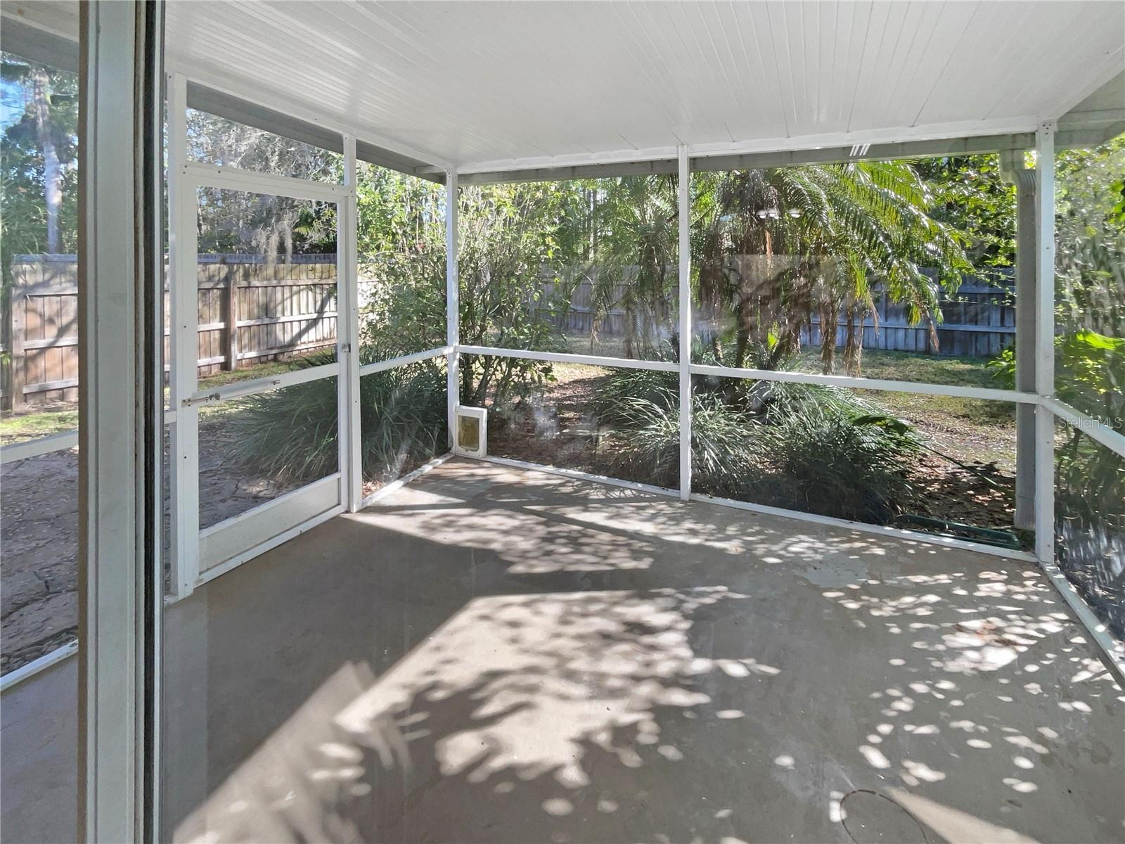 11823 DERBYSHIRE DR, TAMPA, FL, 33626