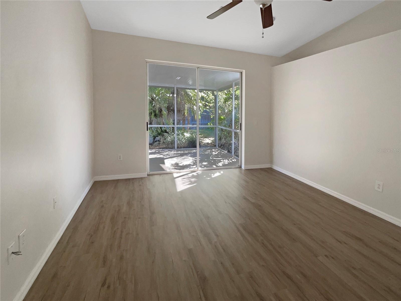 11823 DERBYSHIRE DR, TAMPA, FL, 33626