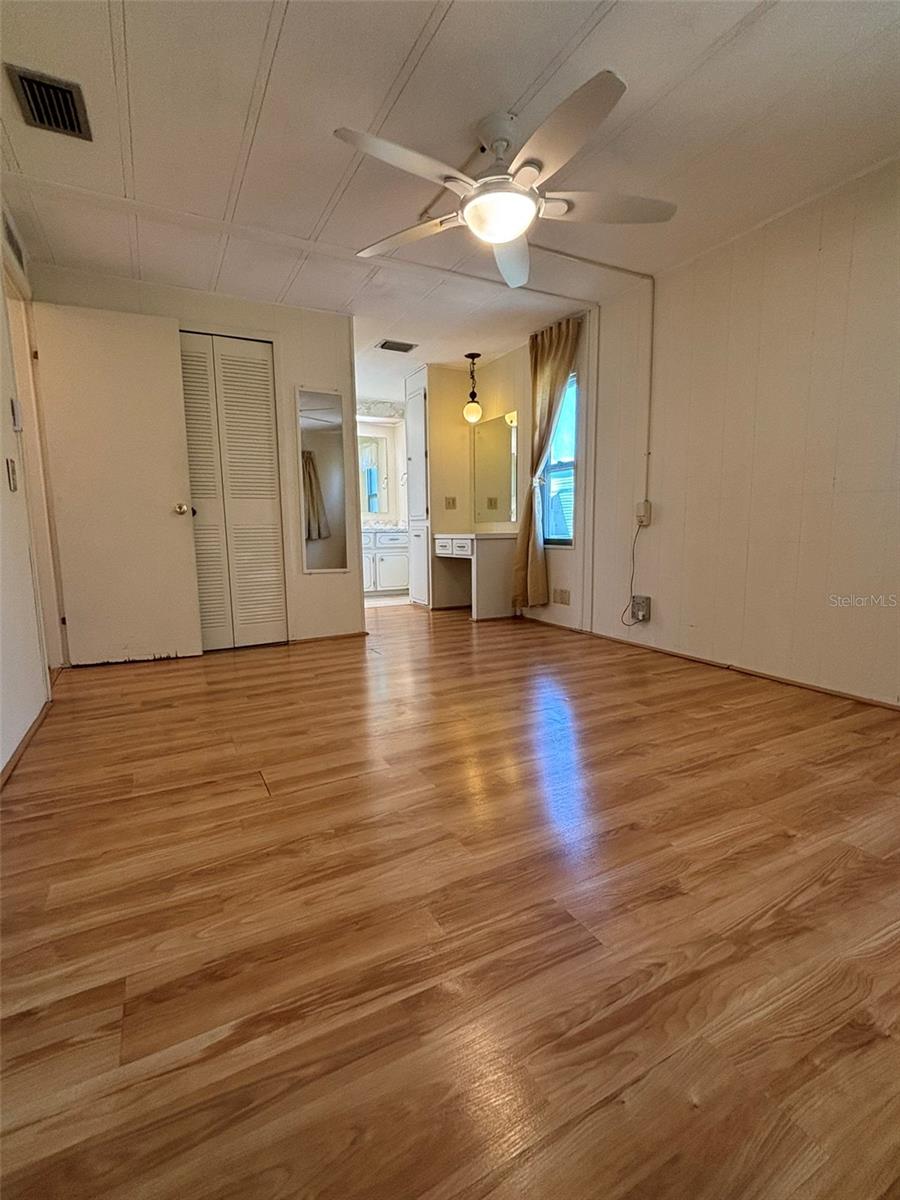 801 DATE PALM ST, LARGO, FL, 33778