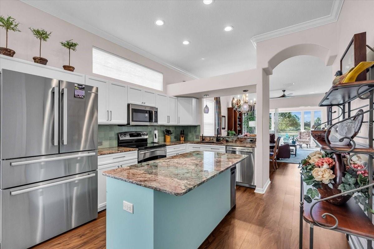 7116 DREWRYS BLF, BRADENTON, FL, 34203