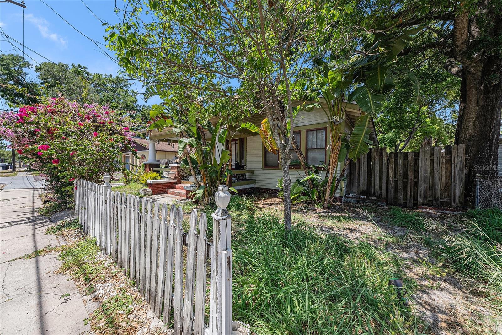910 E NORTH BAY ST, TAMPA, FL, 33603
