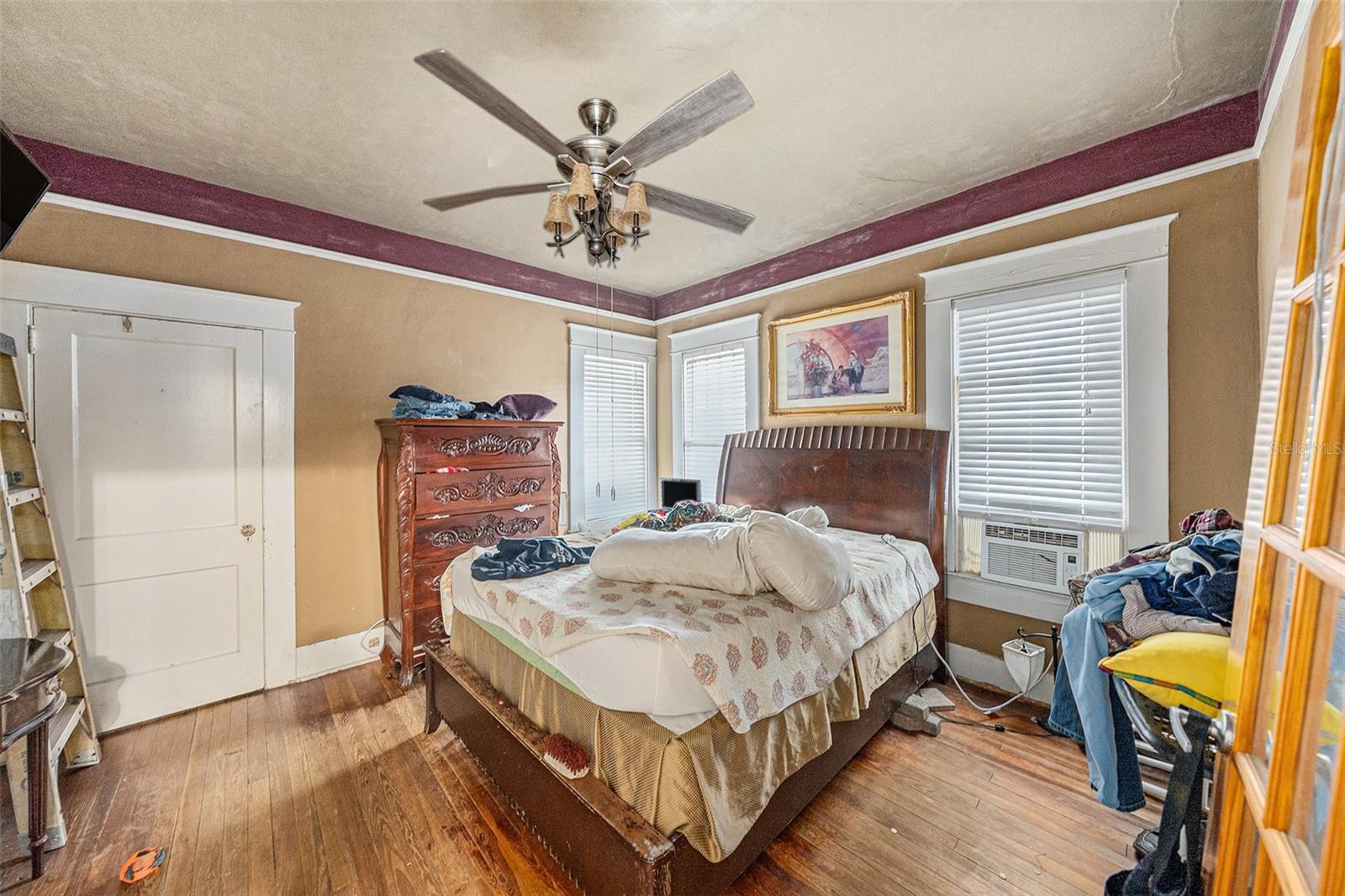 910 E NORTH BAY ST, TAMPA, FL, 33603