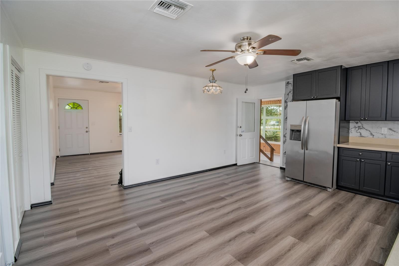 20595 SE HIGHWAY 42, UMATILLA, FL, 32784