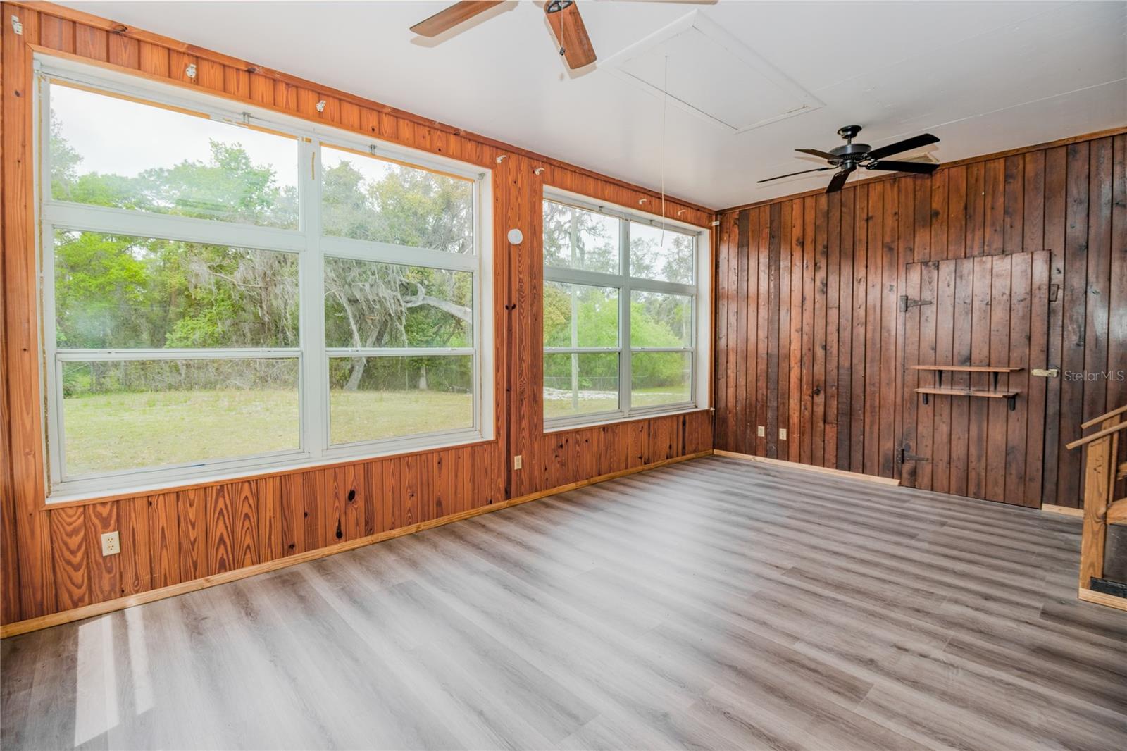 20595 SE HIGHWAY 42, UMATILLA, FL, 32784