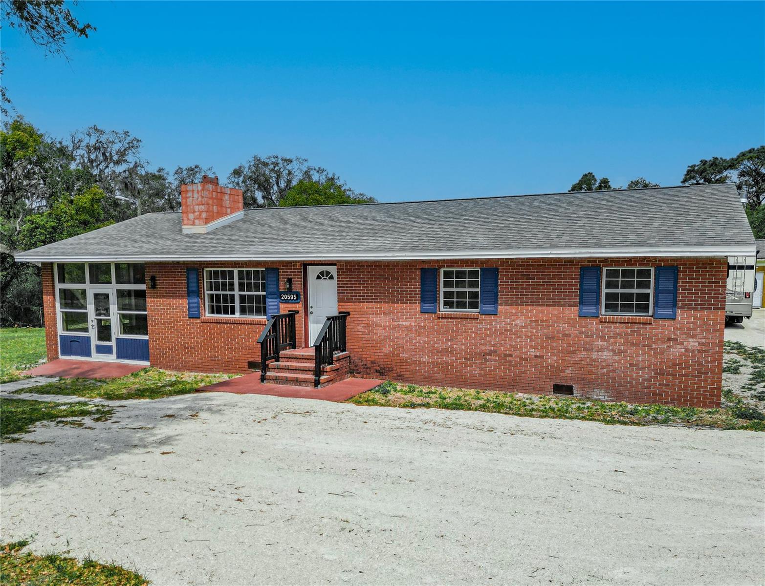 20595 SE HIGHWAY 42, UMATILLA, FL, 32784