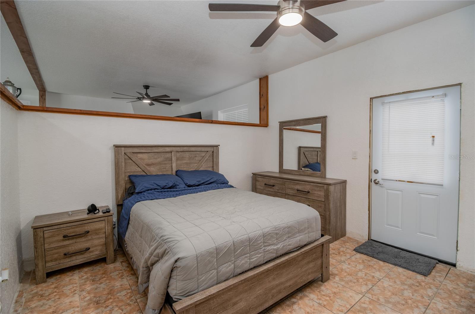 20595 SE HIGHWAY 42, UMATILLA, FL, 32784