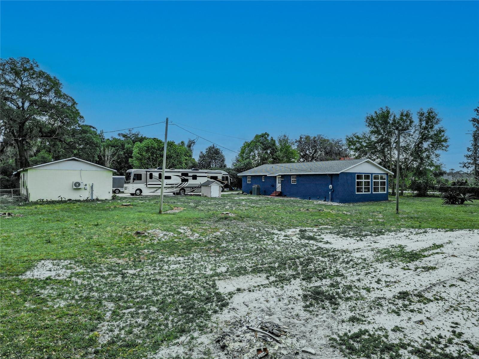 20595 SE HIGHWAY 42, UMATILLA, FL, 32784