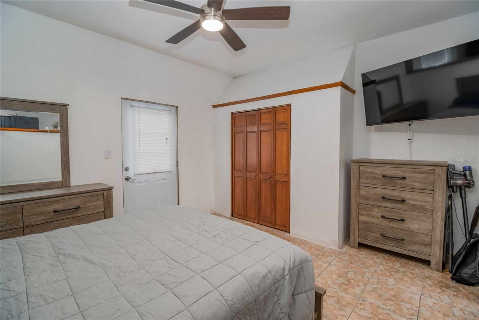 20595 SE HIGHWAY 42, UMATILLA, FL, 32784