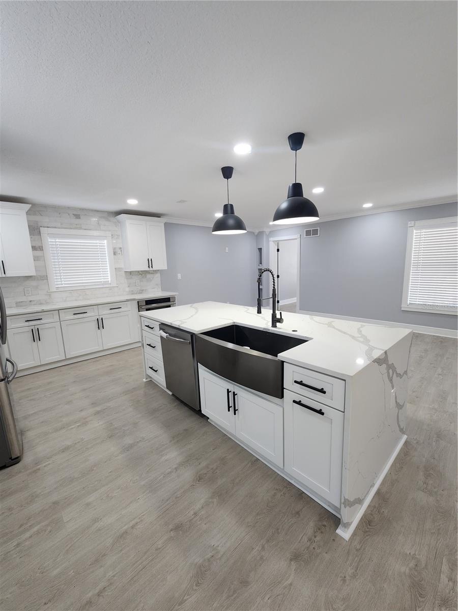 4619 HELENA ST NE, ST PETERSBURG, FL, 33703