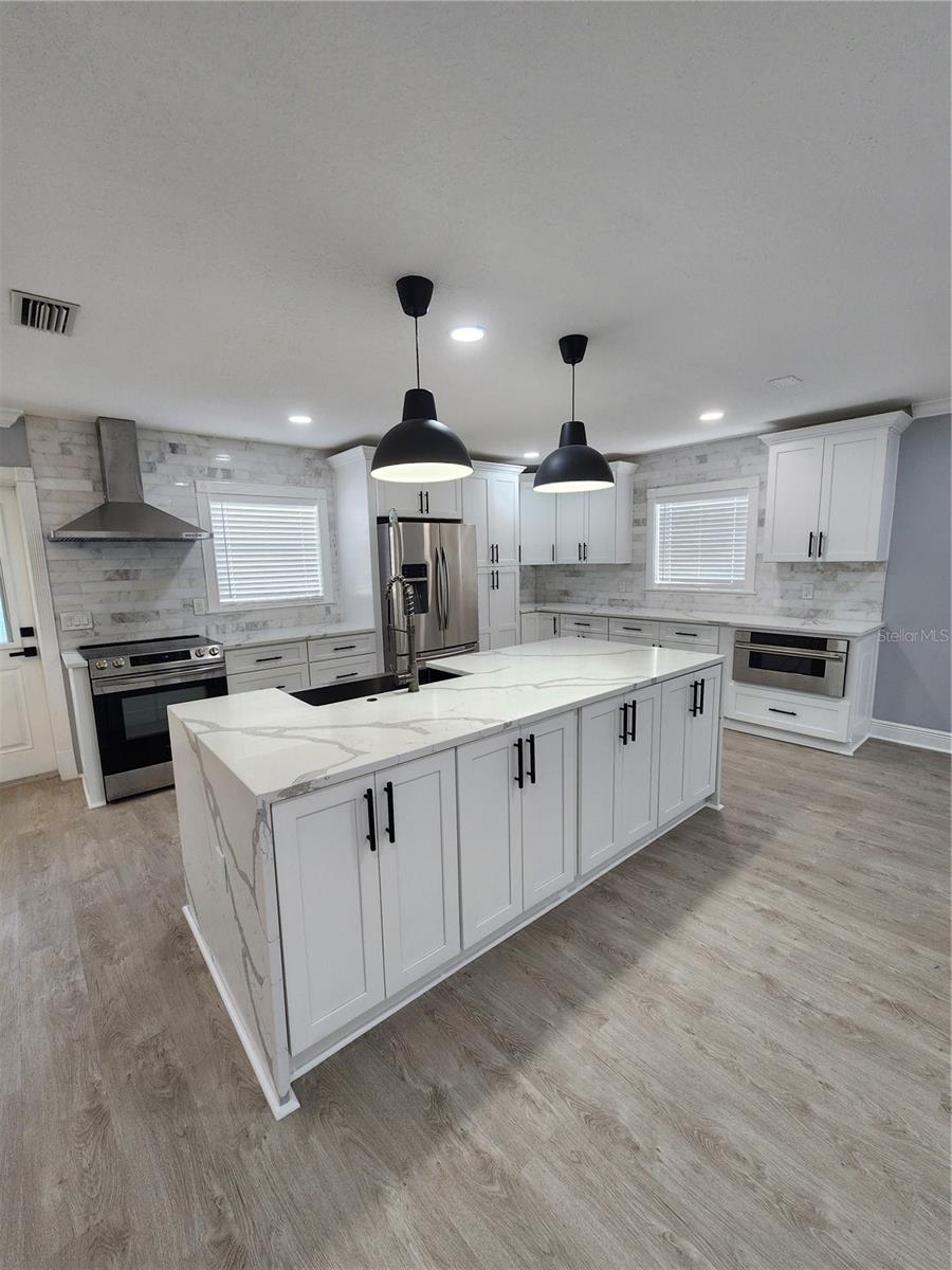 4619 HELENA ST NE, ST PETERSBURG, FL, 33703
