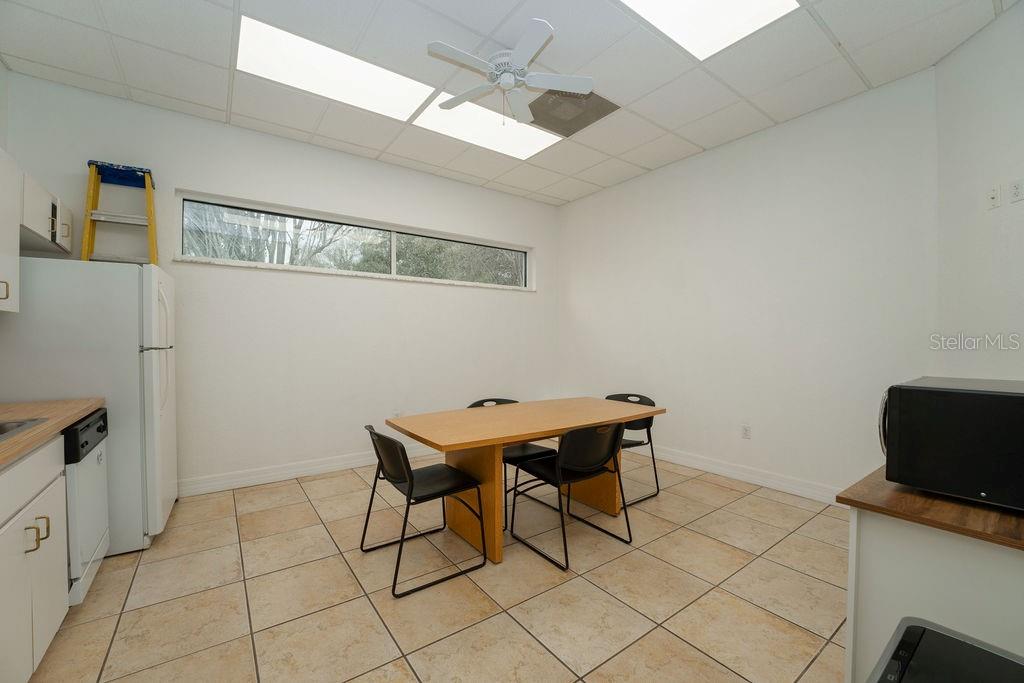 1910 LAKELAND HILLS BLVD, LAKELAND, FL, 33805