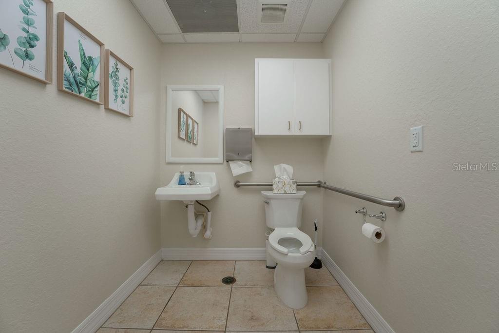 1910 LAKELAND HILLS BLVD, LAKELAND, FL, 33805